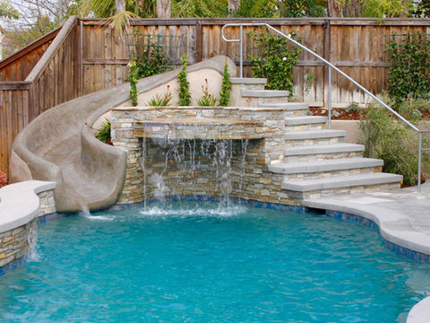 7 Unbelievable Backyards You Wish You Had